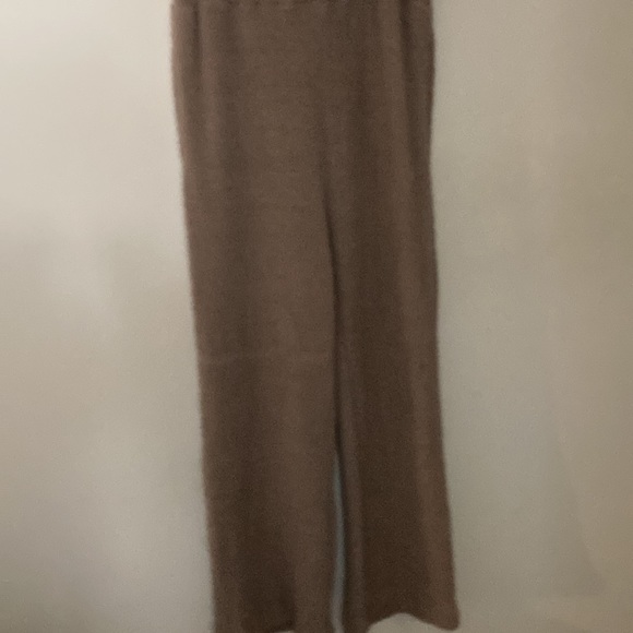 ✨NWOT KAWALATEE FUZZY PANTS✨ - Picture 7 of 11